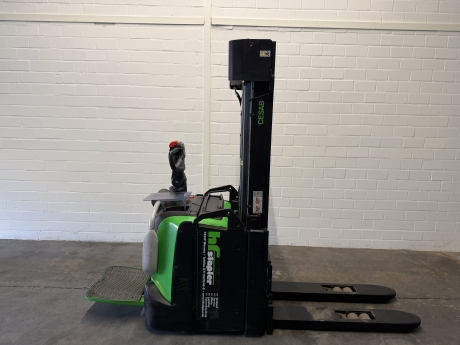 Cesab S316L Hochhubwagen gebraucht kaufen 